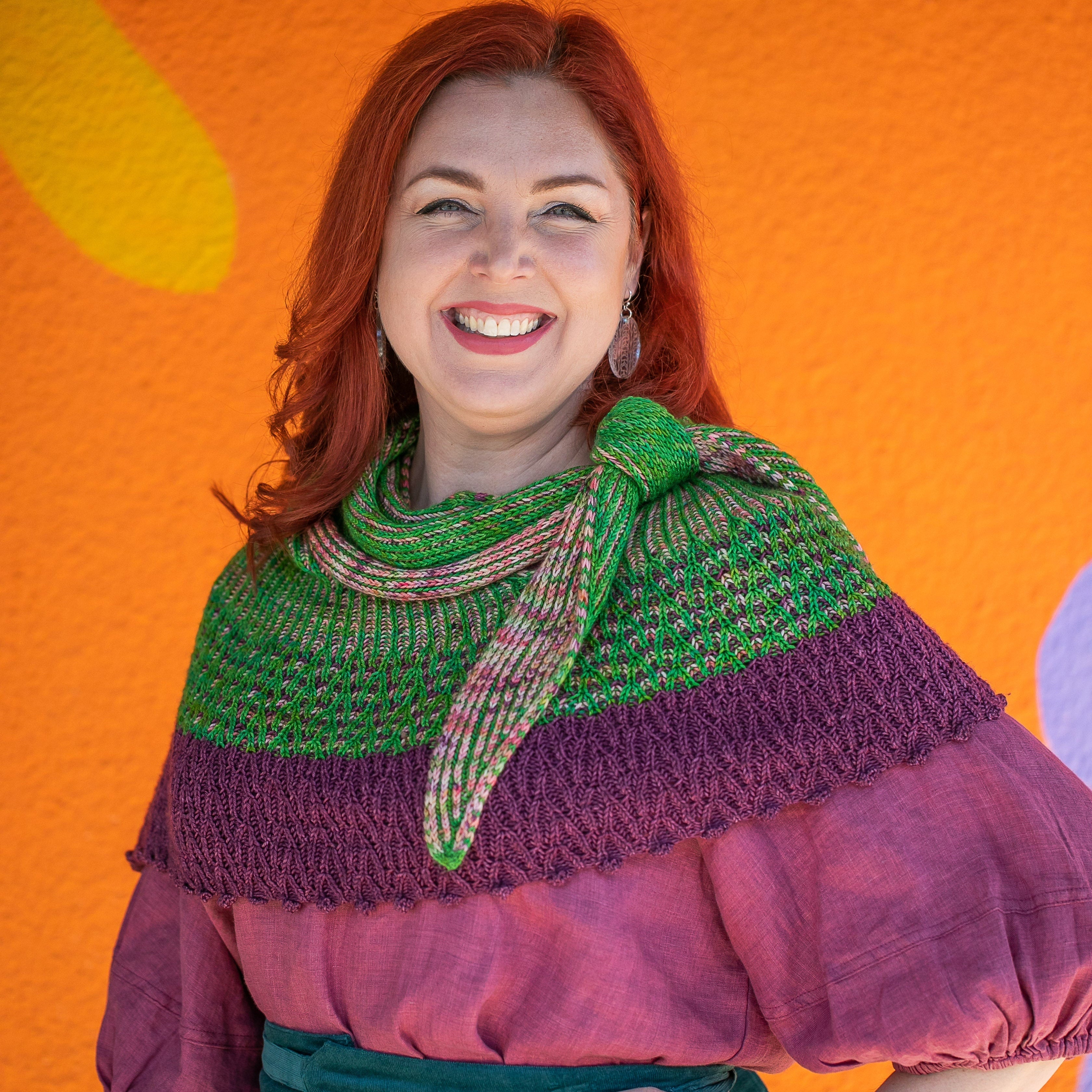 Daer Pru knitting instructor at That Yarn Place Samford Valley Brisbane teaching her stackable workshops