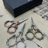 Scissor gift box