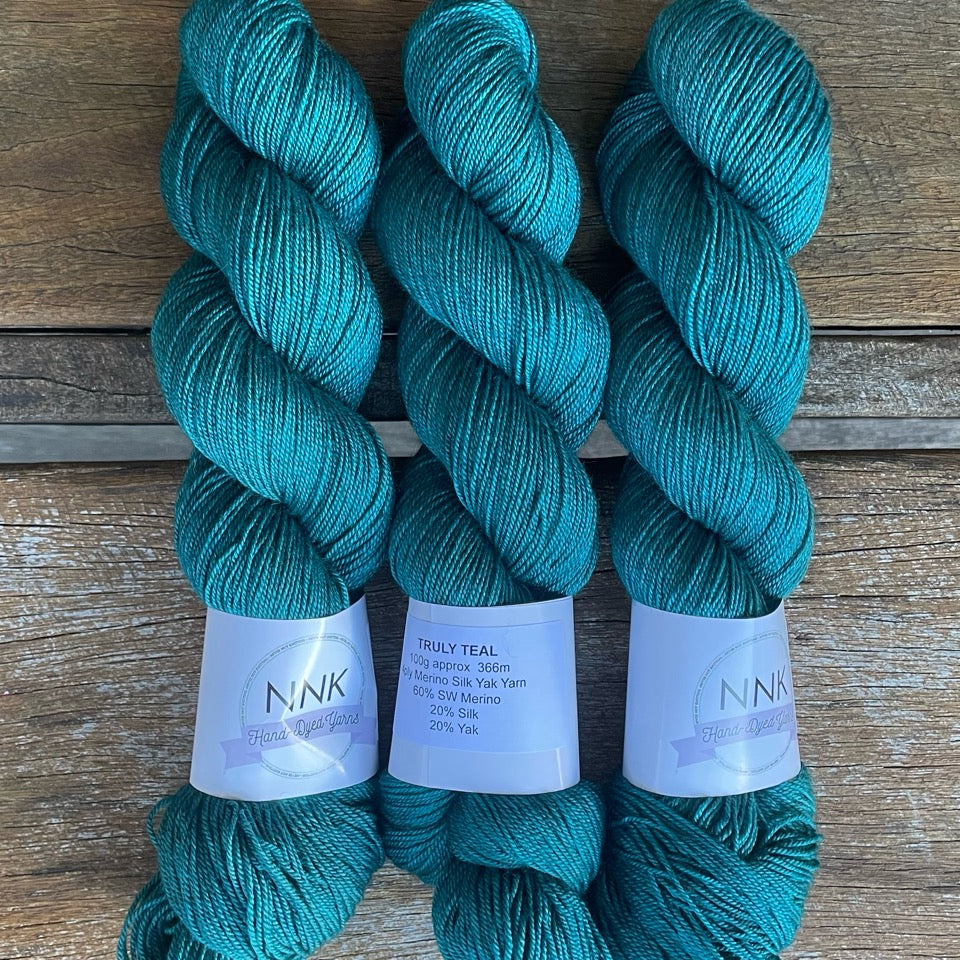 NNK - Merino Silk Yak Yarn - 4 ply / Fingering