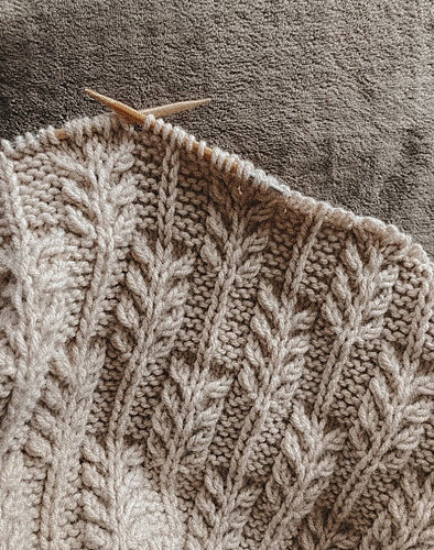 Knitted Brae Winds Blanket design showcased for Maker’s Club at That Yarn Place in Samford
