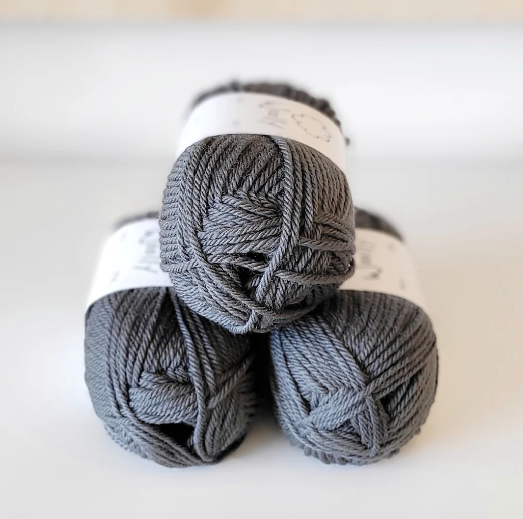 Woolly Yarns - Woolly 8 Ply Non Superwash 100% wool