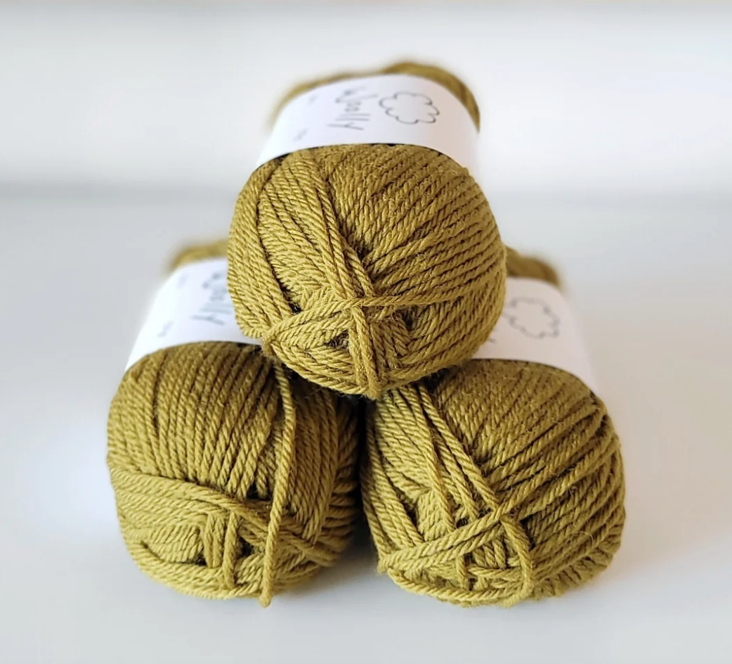Woolly Yarns - Woolly 8 Ply Non Superwash 100% wool