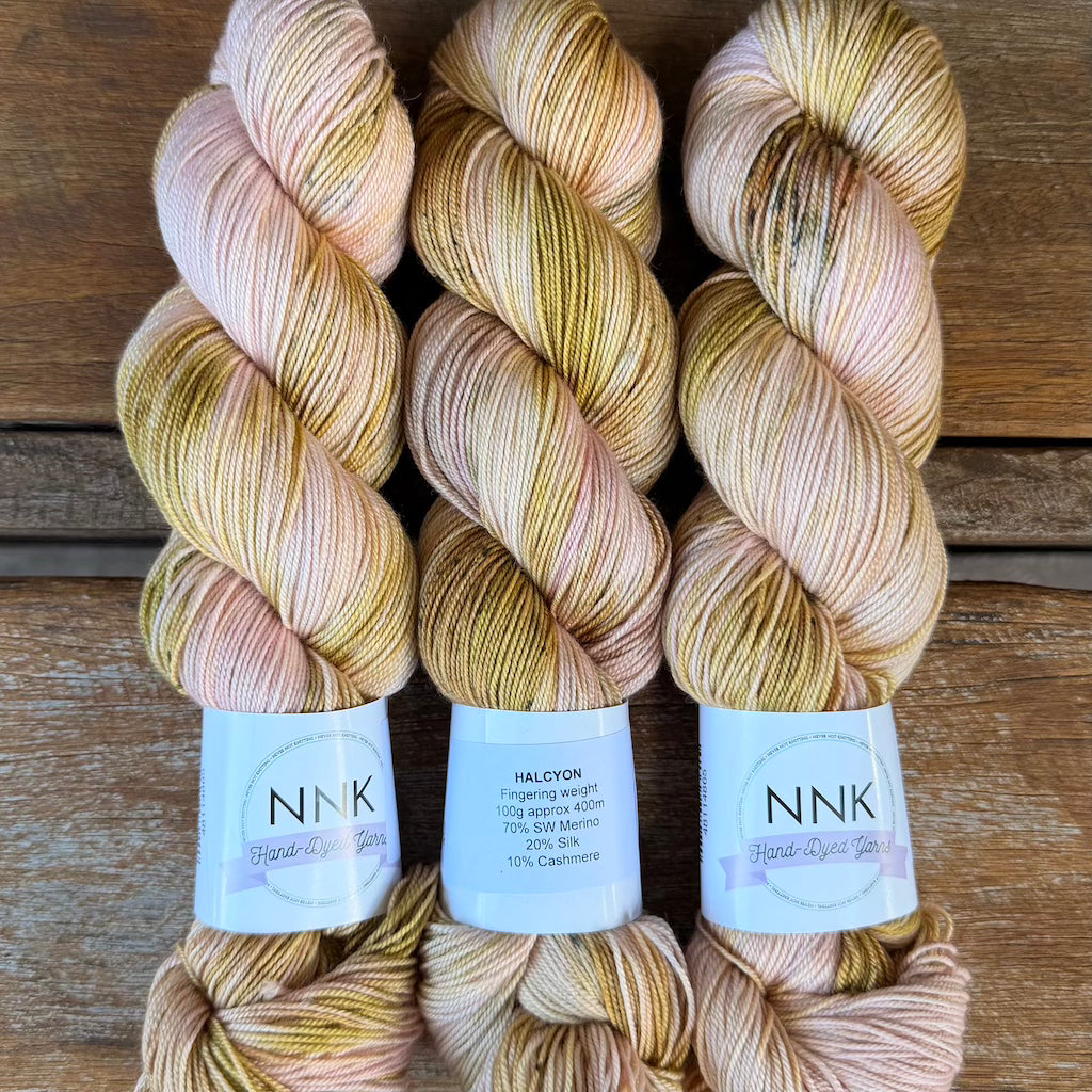 NNK Hand-Dyed Yarn - Merino Silk Cashmere Yarn - 4 ply Fingering