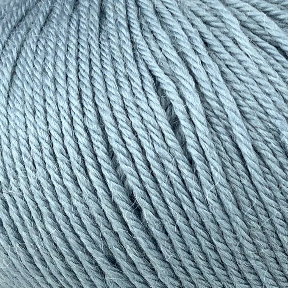 Enjoy Fiddlesticks Grange Fourteen Wool Acrylic Alpaca yarn. Available online or in store at Samford Valley, Brisbane yarn shop. Yarn suitable for crochet and knitting patterns.  14 ply Chunky yarn in a range of colours.  Learn to knit, learn to crochet with this yarn.  Knit or crochet garments, fashion accessories, blankets, cowls, scarves and kids wear with Grange 14.  Great for quick chunky knits..