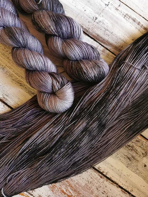 Carbon - NNK Fingering weight 4 ply Merino Silk Cashmere.  Perfect for garments, accessories, shawls, wraps, scarves. Knitting and crochet.  Learn to knit and learn to crochet with this luxury yarn.