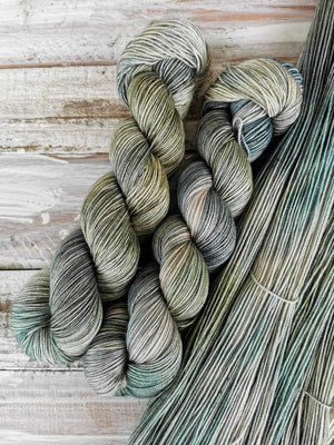 Habitat - NNK Fingering weight 4 ply Merino Silk Cashmere.  Perfect for garments, accessories, shawls, wraps, scarves. Knitting and crochet.  Learn to knit and learn to crochet with this luxury yarn.