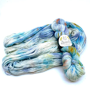 Black Wattle Kunzea - Alpaca Silk Cashmere Yarn - 4 ply / Fingering