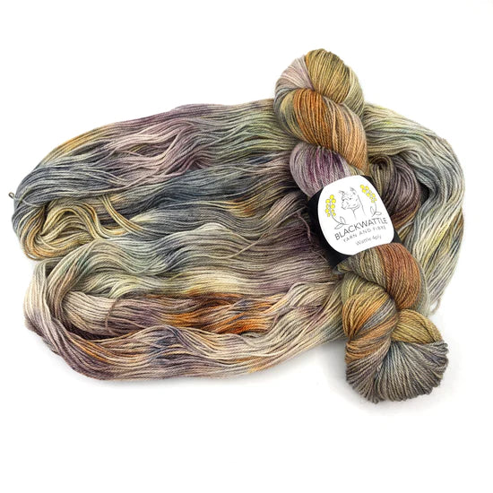 Enjoy Blackwattle Wattle, 100% Australian Alpaca yarn. Available online or in store at Samford Valley, Brisbane yarn shop. Fine Alpaca yarn suitable for crochet patterns and knitting patterns. Luxury 4 ply yarn in a range of colours. Learn to knit, learn to crochet with this yarn. Knit or crochet garments, fashion accessories, beanies, cowls, scarves and kids wear with Blackwattle Wattle. Great for gifts and creating a luxury knit.