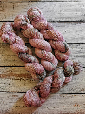 Gorgeous Grunge - NNK Fingering weight 4 ply Merino Silk Cashmere.  Perfect for garments, accessories, shawls, wraps, scarves. Knitting and crochet.  Learn to knit and learn to crochet with this luxury yarn.