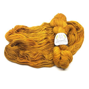 Enjoy Blackwattle Wattle, 100% Australian Alpaca yarn. Available online or in store at Samford Valley, Brisbane yarn shop. Fine Alpaca yarn suitable for crochet patterns and knitting patterns. Luxury 4 ply yarn in a range of colours. Learn to knit, learn to crochet with this yarn. Knit or crochet garments, fashion accessories, beanies, cowls, scarves and kids wear with Blackwattle Wattle. Great for gifts and creating a luxury knit.